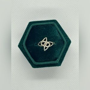 Sterling Silver Celtic Ring – size 6